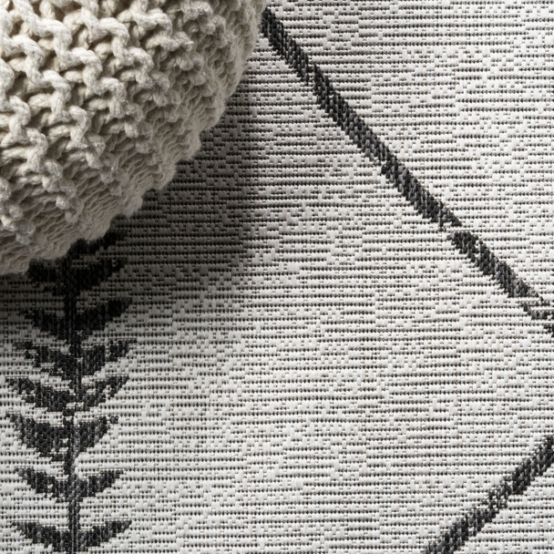 10' Ivory And Black Trellis Indoor Outdoor Runner Rug
