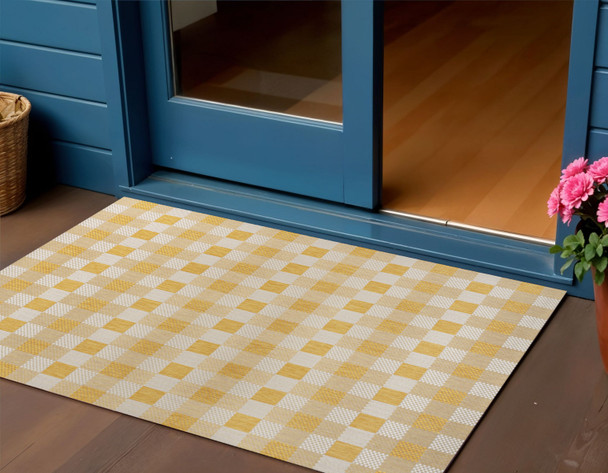 3' X 5' Yellow And Cream Geometric Indoor Outdoor Area Rug