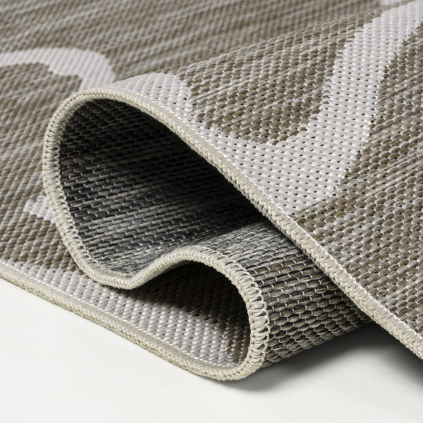 8' Beige And White Animal Print Indoor Outdoor Runner Rug