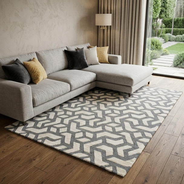 8' X 10' Off White And Gray Wool Geometric Hand Tufted Area Rug
