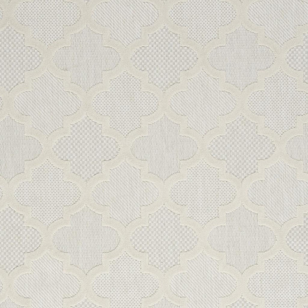 230052818