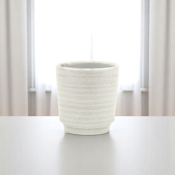 White Ceramic 15 Ounce Round Distressed Pot Planter
