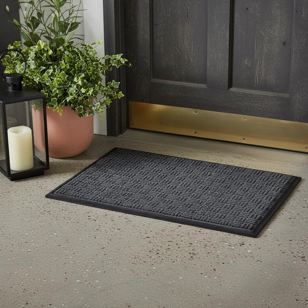 24" X 36" Gray Synthetic Fiber Abstract Outdoor Door Mat