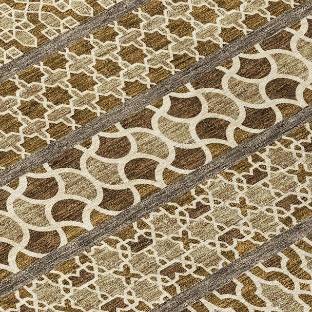 8' Brown And Taupe Round Quatrefoil Washable Indoor Outdoor Area Rug