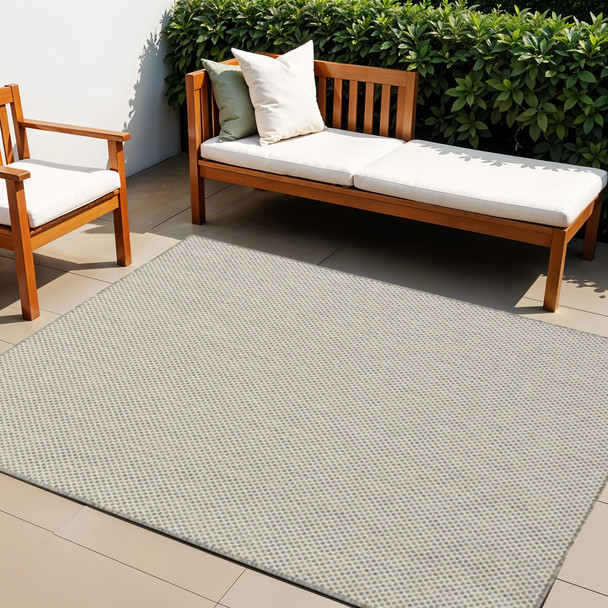 4' X 6' Ivory Geometric Power Loom Area Rug