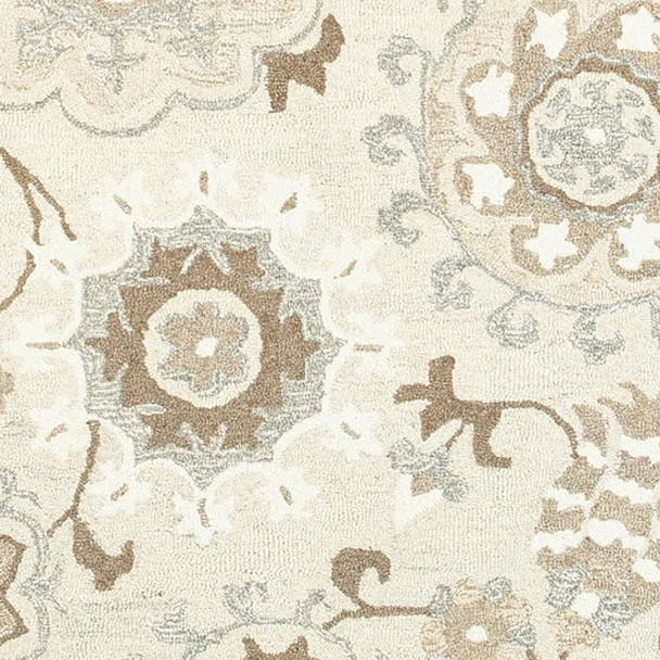 8' X 10' Ivory And Gray Wool Floral Hand Tufted Area Rug