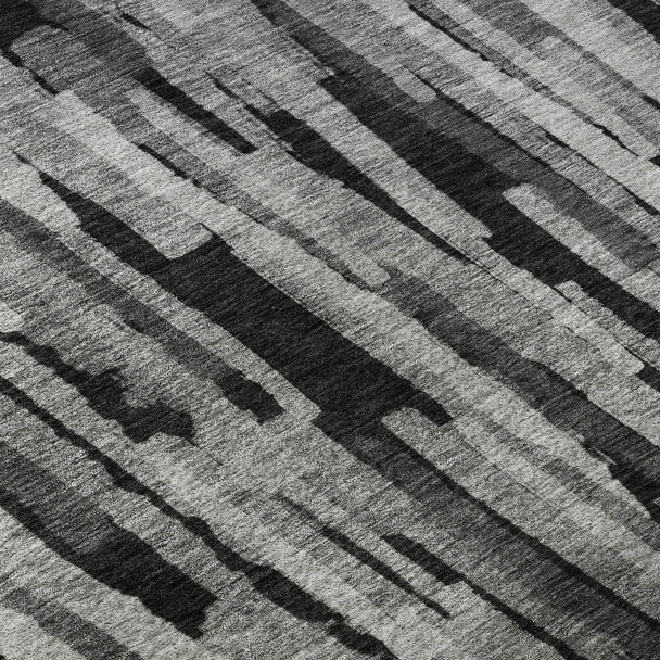 302500366