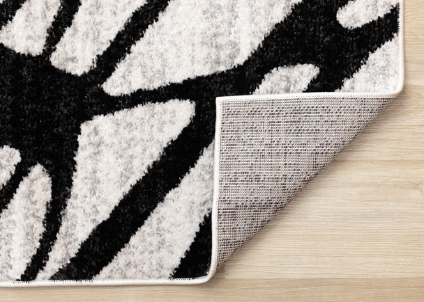 5' X 8' Black And Gray Abstract Area Rug