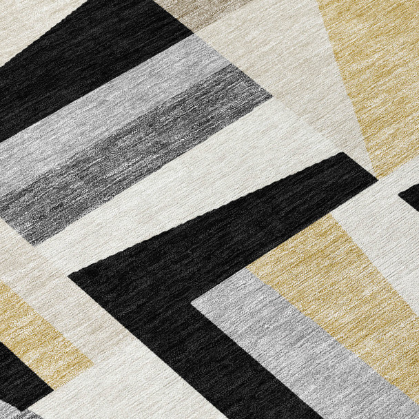 5' X 8' Black Wheat And Ivory Geometric Washable Indoor Outdoor Area Rug
