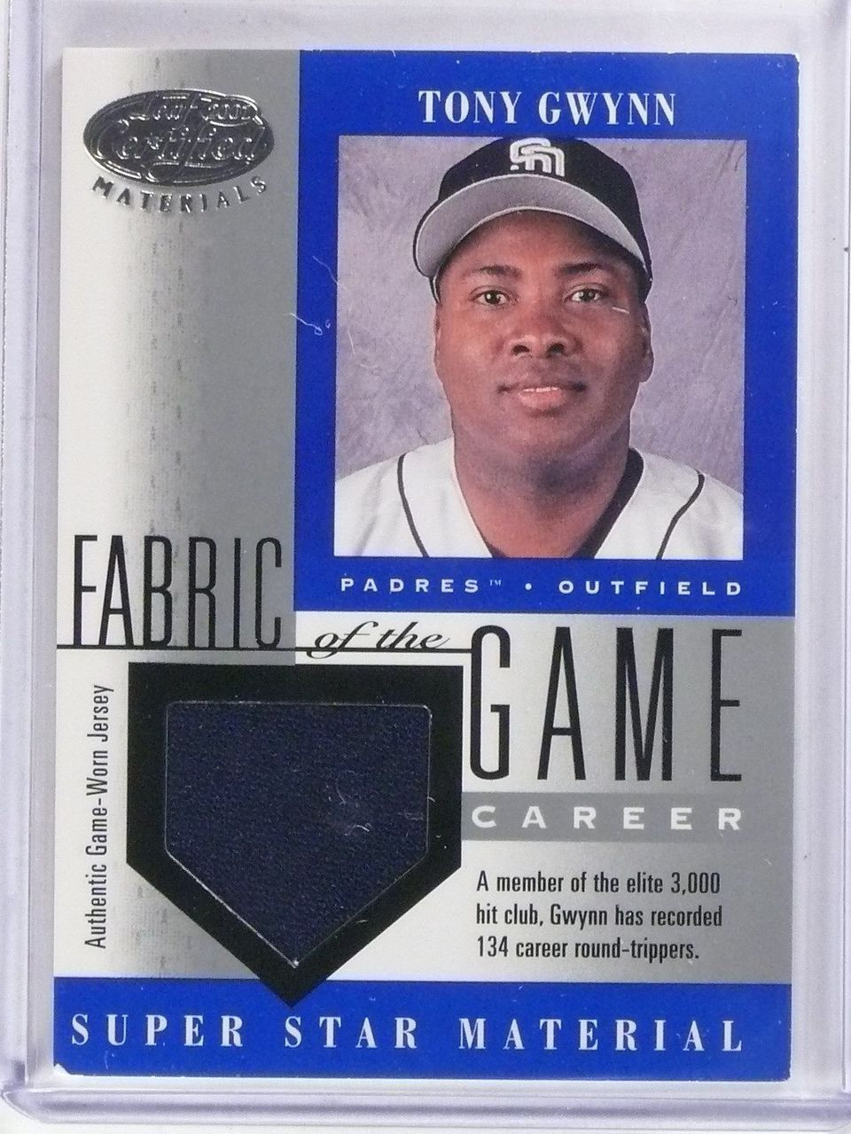 2001 Leaf Certified Fabric of the Game Career 62cr Chipper Jones