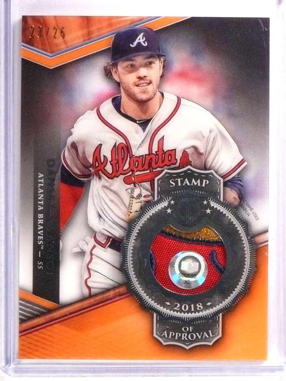 2018 Topps Tribute Stamp Orange Dansby Swanson 3 color patch #D23/25 *72498  - Sportsnut Cards