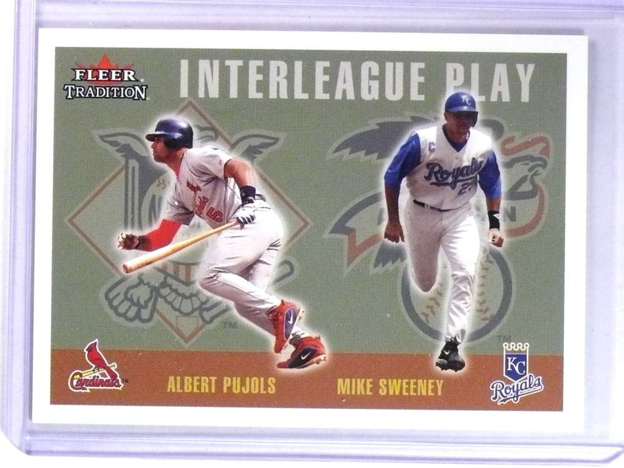 2005 Fleer Tradition Standouts Albert Pujols Jersey #SOAP *64797 -  Sportsnut Cards