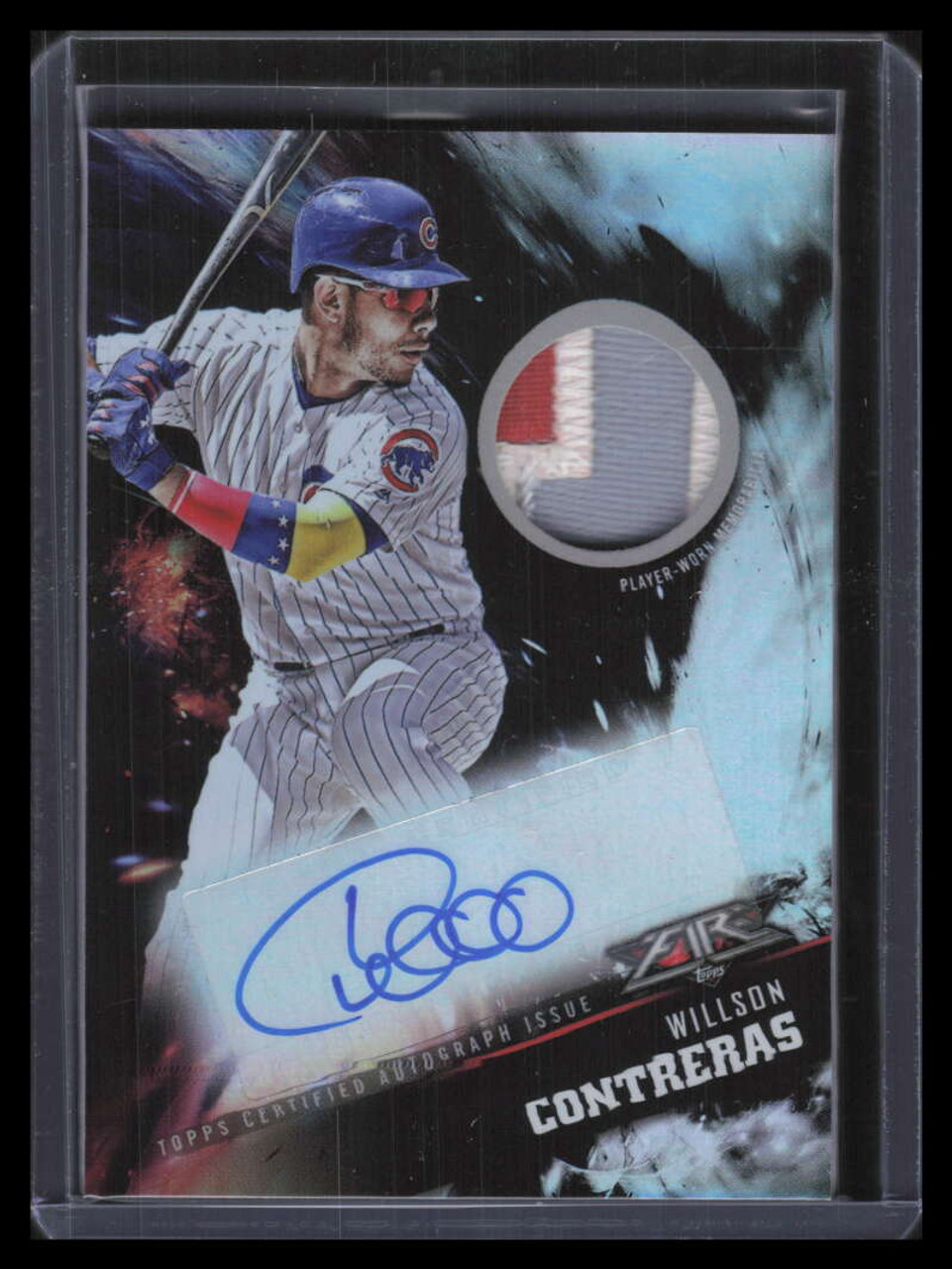 Wilson Contreras player worn jersey patch baseball card (Chicago