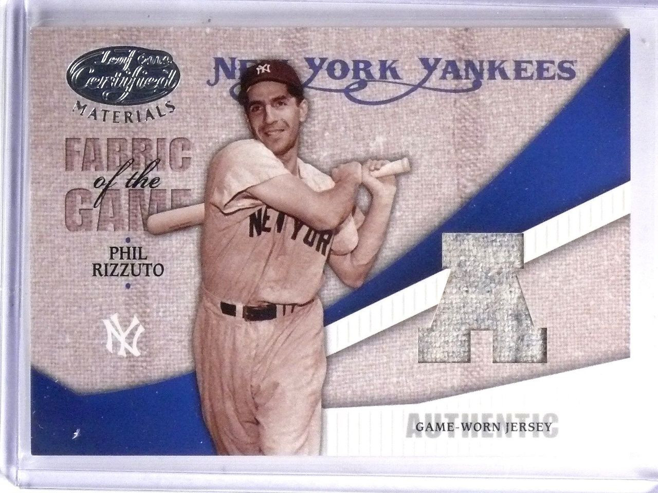 DELETE 5246 2004 Leaf Certified Fabric of the Game Phil Rizzuto