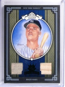 2004 Donruss Diamond Kings Roger Maris jersey & bat #D01/15 #170 -  Sportsnut Cards