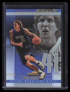 2003-04 Fleer Showcase Legacy 95 Dirk Nowitzki 33/125