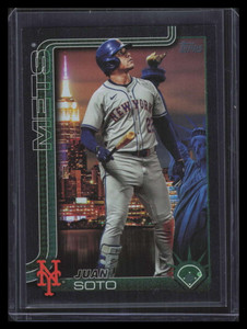 2025 Topps Fanatics Fest Big Apple Black Foil 700 Juan Soto 7/10