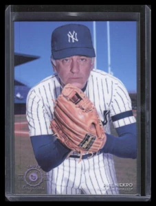 2016 Topps Legacies of Baseball Vault Metals Purple Logo vm33 Phil Niekro 5/50
