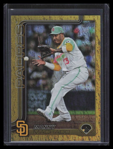 2025 Topps Gold Holo Foil 215 Manny Machado 17/50