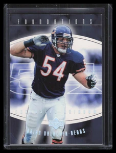 2004 Upper Deck Foundations Exclusive Rainbow Silver 17 Brian Urlacher 32/100