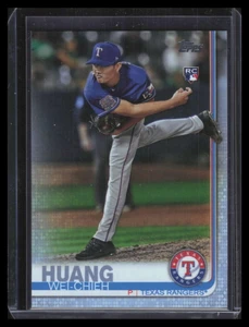 2019 Topps Update Father's Day Blue us212 Huang Wei-Chieh Rookie 26/50