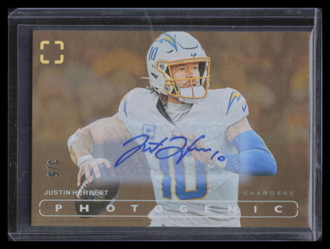 2024 Panini PhotoGenic Autographs Gold 50 Justin Herbert Auto 3/5