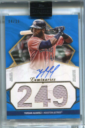 2022 Topps Luminaries Hit Kings Autograph Yordan Alvarez Triple Jersey Auto 4/10
