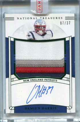 2019 Panini National Treasures Signatures Damien Harris Rookie Patch Auto 7/37