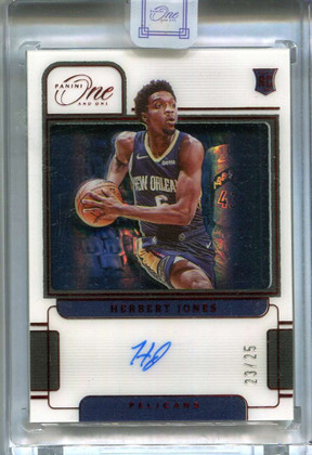 2021-22 Panini One and One Rookie Autographs Red 19 Herbert Jones RC Auto 23/25