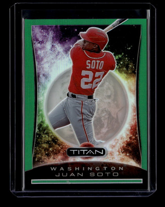 2020 Panini Titan Green Refractor 19 Juan Soto 35/50