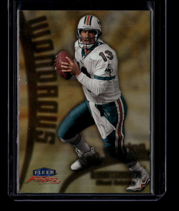 1999 Fleer Focus Wondrous 13 Dan Marino
