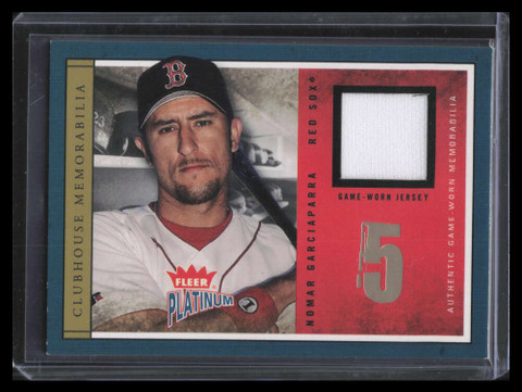 2004 Fleer Platinum Clubhouse Memorabilia NG Nomar Garciaparra Jersey