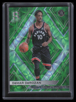 2017-18 Panini Spectra Neon Green Refractor 37 DeMar DeRozan 40/49