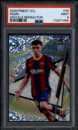 2020-21 Finest UEFA CL Speckle Refractor 36 Pedri Rookie RC 136/175 PSA 9 MINT