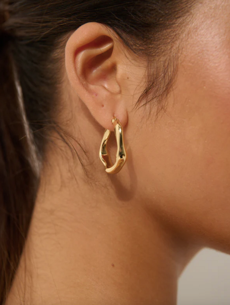 Lustre & Sage Earrings Wavy Gold 