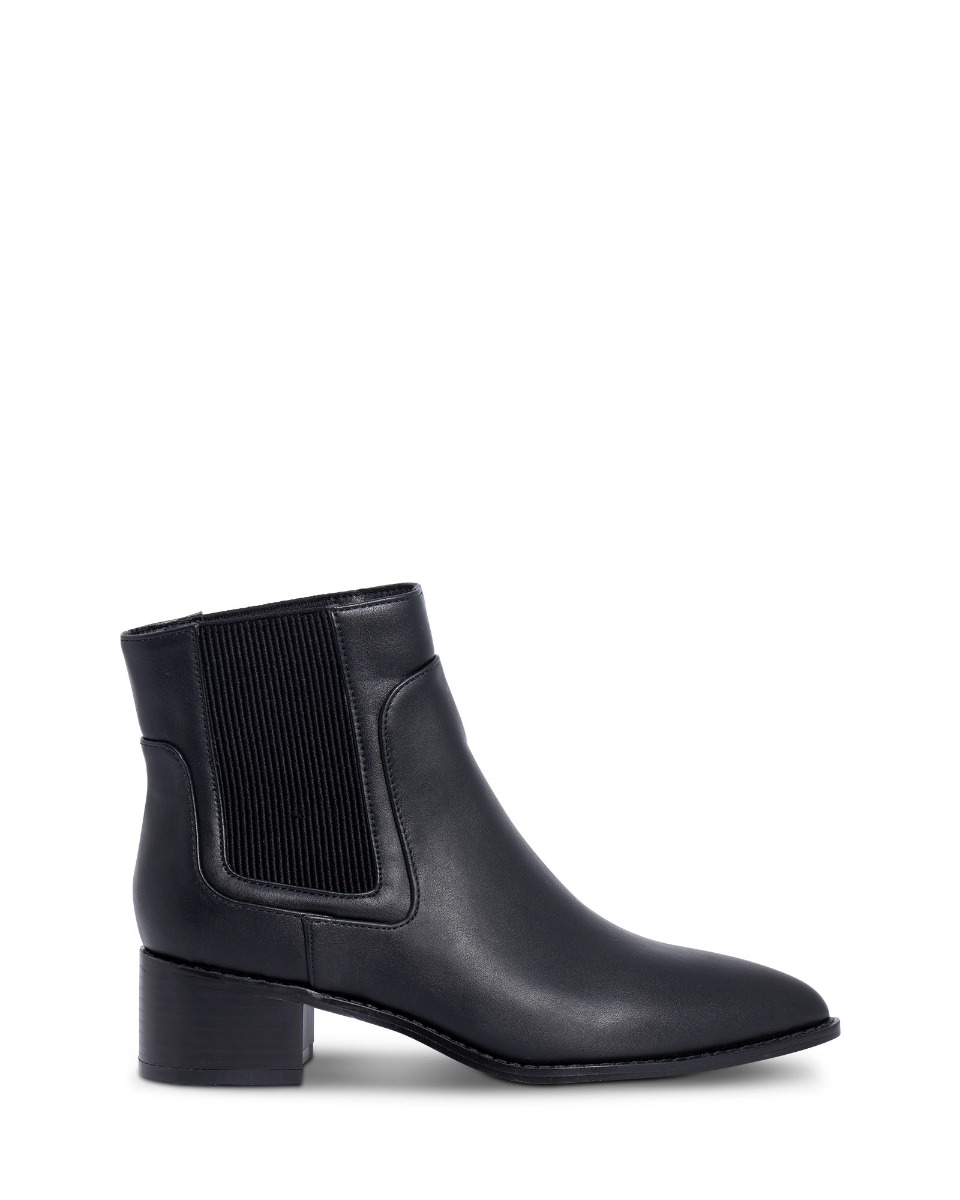 A:List Gomez Boot Black 