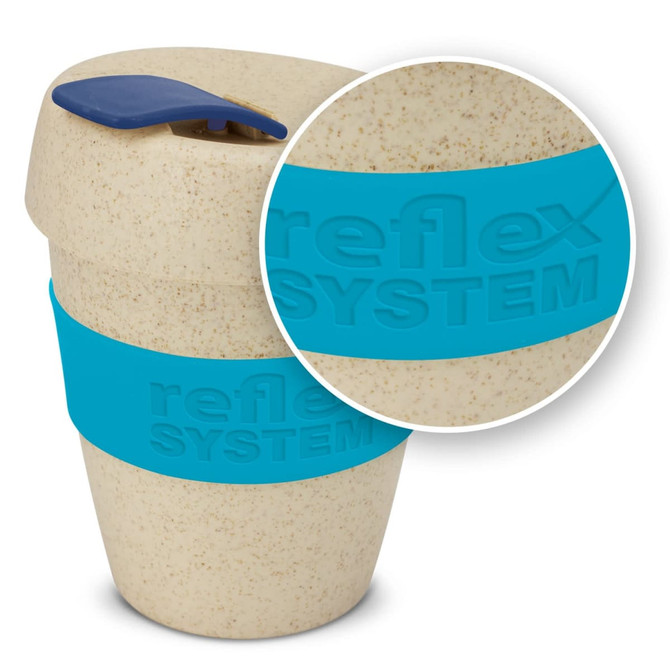 A drink bottle in natural colour with a blue lid and silicone band, featuring a logo and a textured surface.