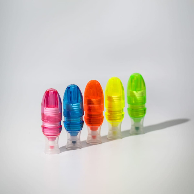 A set of five highlighters in bright colours: pink, orange, yellow, and green, with a clear branding logo.