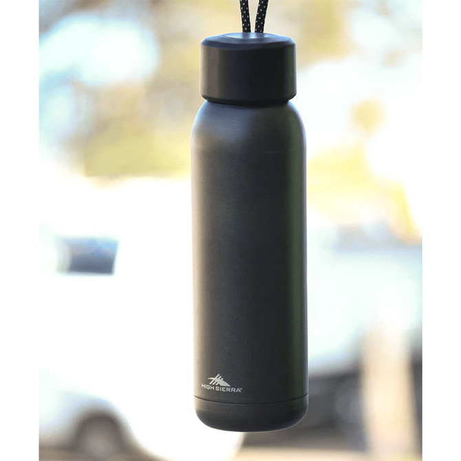 A drink bottle in matte black, featuring a black cap and a logo, suspended by a rope.