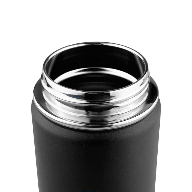 A drink bottle in matte black with a stainless steel opening, featuring a sleek design and a branded logo.