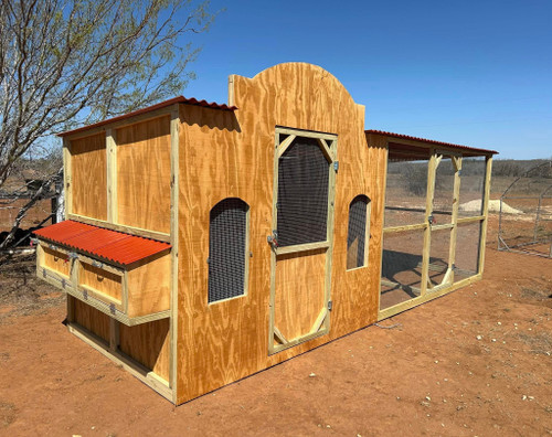 The Alamo, 6ft x 8ft Coop w/ 6ft x 10ft Run