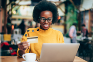 From Clicks to Carts: Strategic Tactics That Convert Social Shoppers Into Retail Buyers