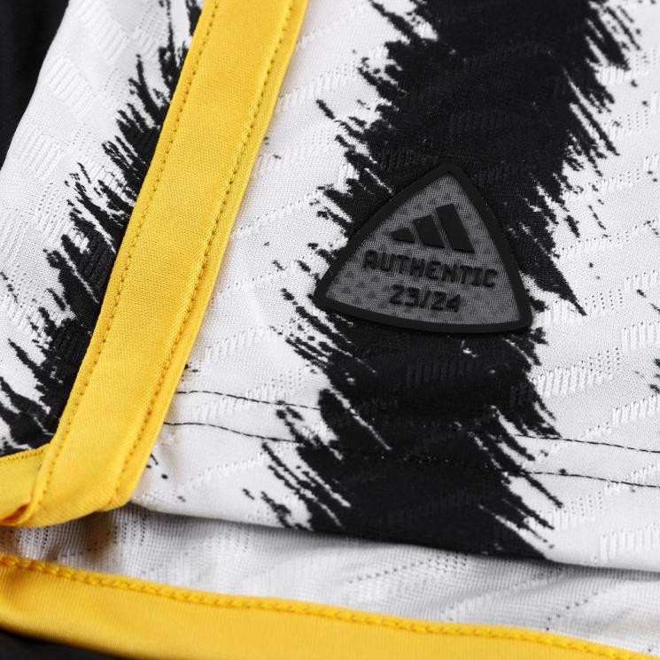 Juventus 23/24 Authentic Men's Home Shirt