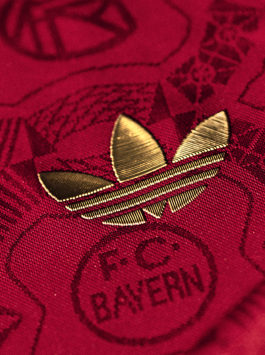 Bayern Munich 24/25 Kid's 125 Anniversary Mini-Kit