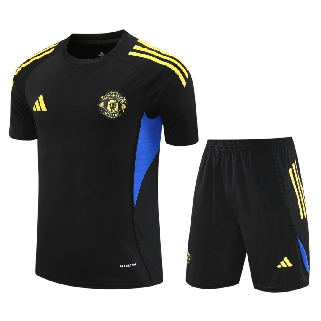 Manchester United 25/26 Men's Black Training Shirt