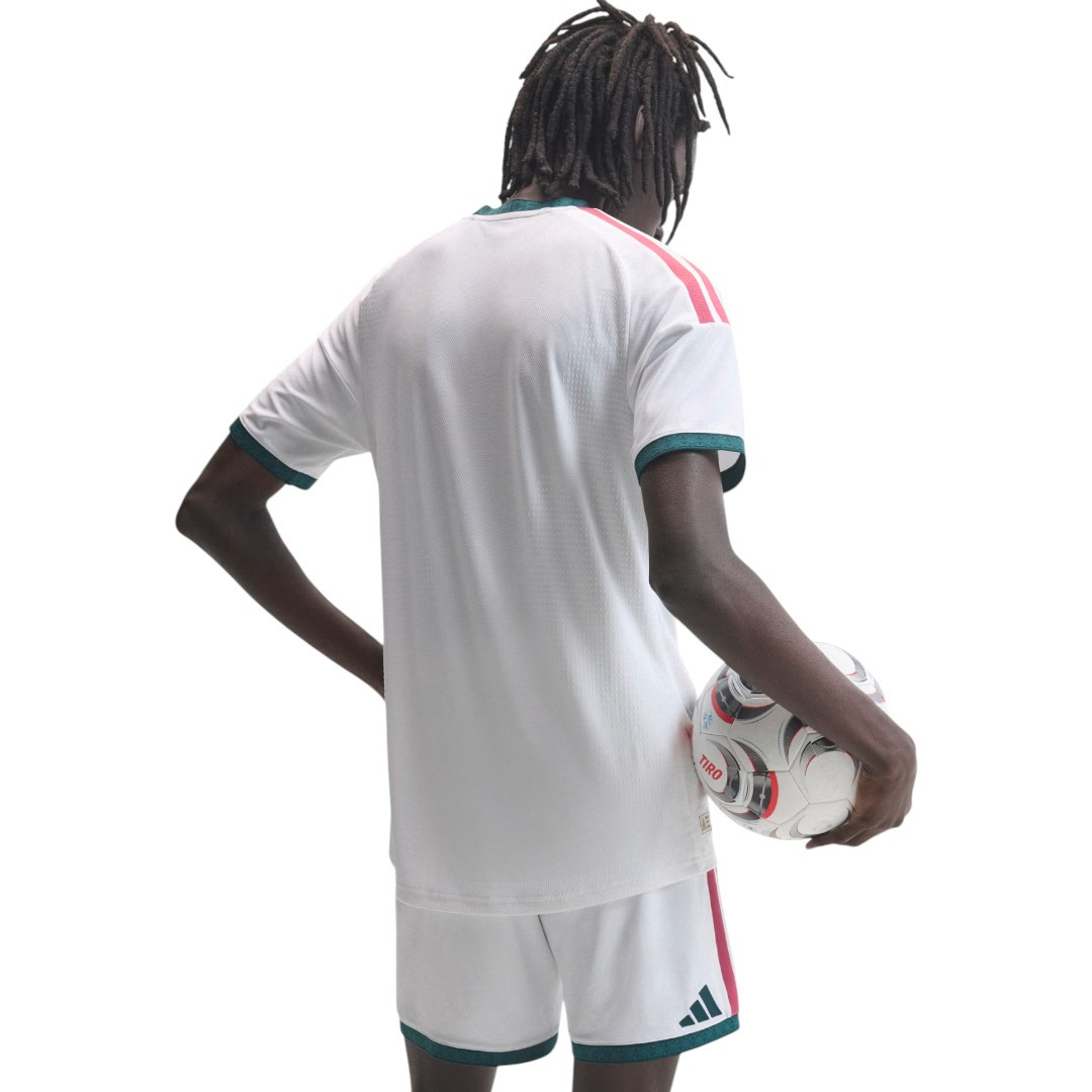 Real Madrid 26/27 Authentic Men's Home Shirt