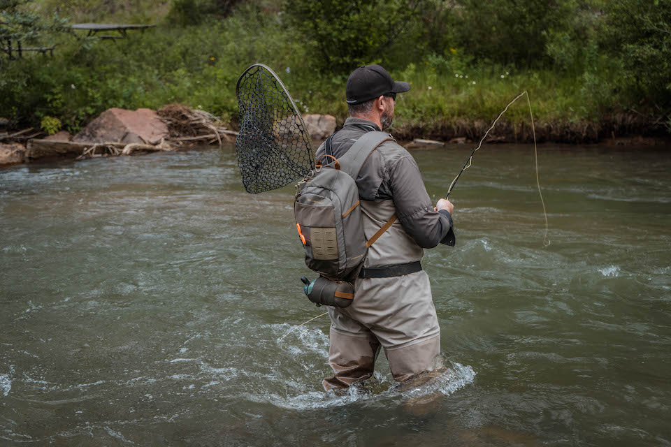 Umpqua ZS2 Bandolier Ambidextrous Sling Pack, Buy Fly Fishing Sling Packs  Online At The Fly Fishers