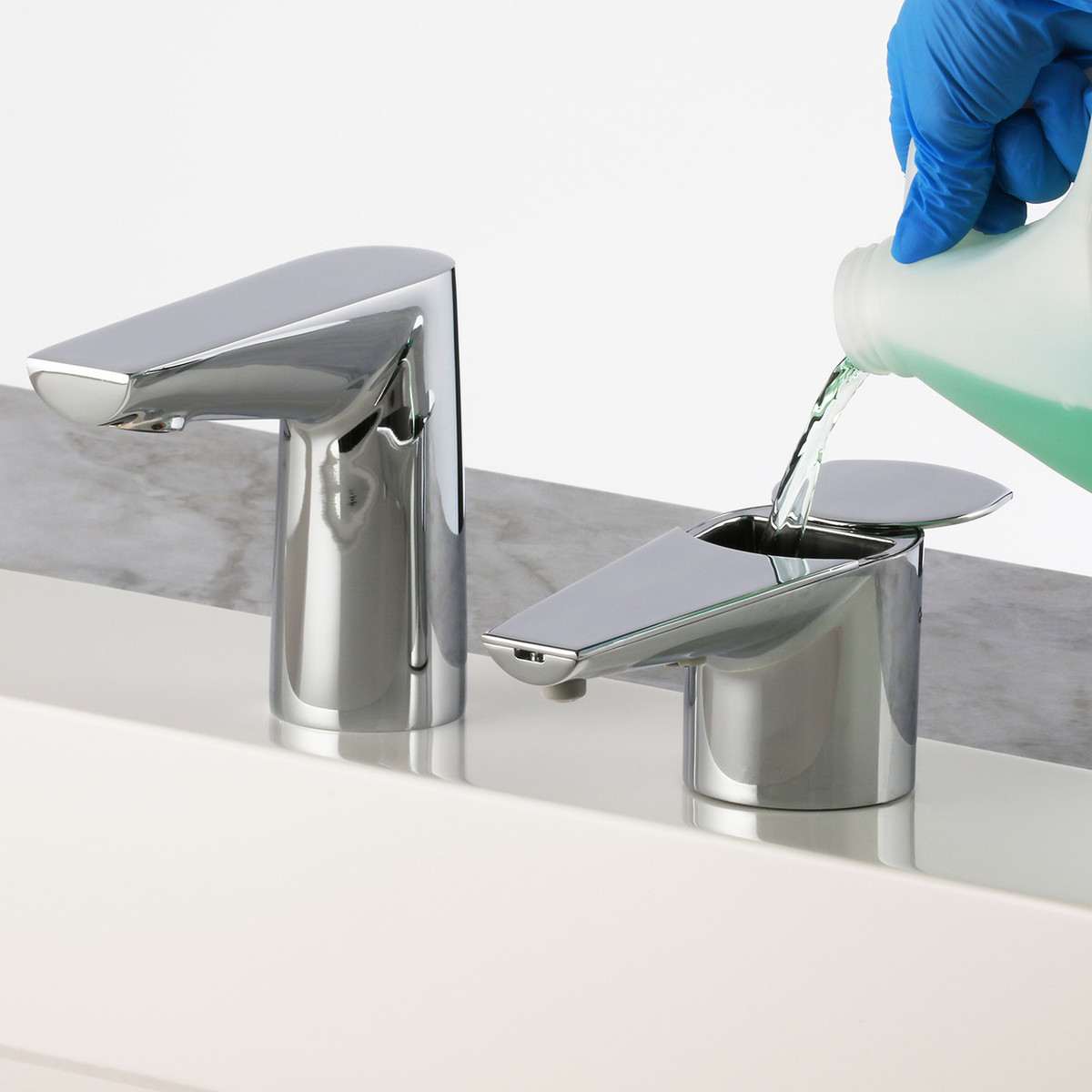 Bobrick B-862/B-865/B-868 Counter-Mounted Automatic Designer Series™ Top-Fill Foam Soap Dispenser — Polished Chrome