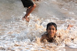 Maine_boy_swimming_ocean_Maine