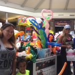 family_parents_kids_fun_shopping